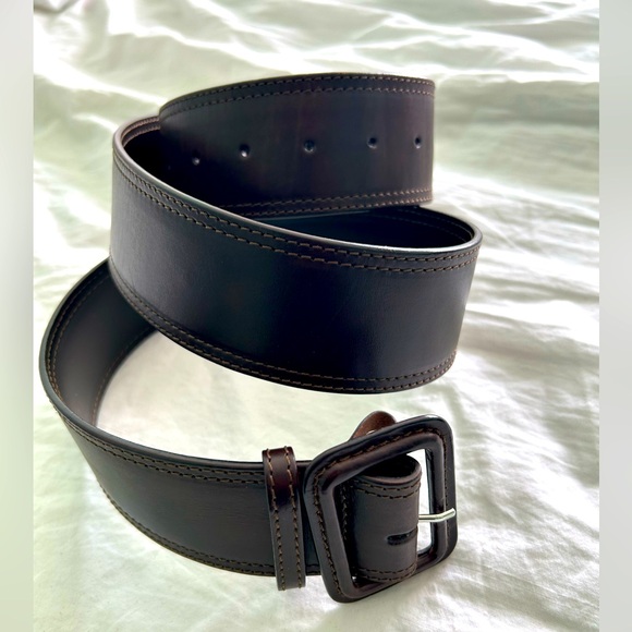 Burberry belt - Picture 1 of 5